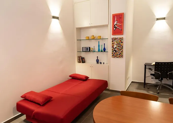 Fausta Apartment *
